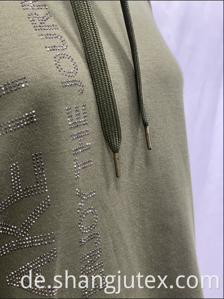 collar include dtm ribbon of women's top